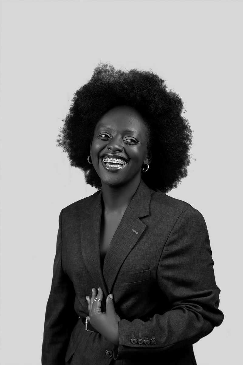 SolNishimwe's tweet photo. Grateful for life,
For miracles and millions smiles,
For challenges and puzzles,
And for waking up everyday and even when I thought I couldn't. 

God bless me with life again,
I will forever thank His name!

THIS MY BIRTHDAY, 
BUT I CALL IT MY BLESSINGS🥂

SEND CHOCOLATES CHOCOLATES 🎊