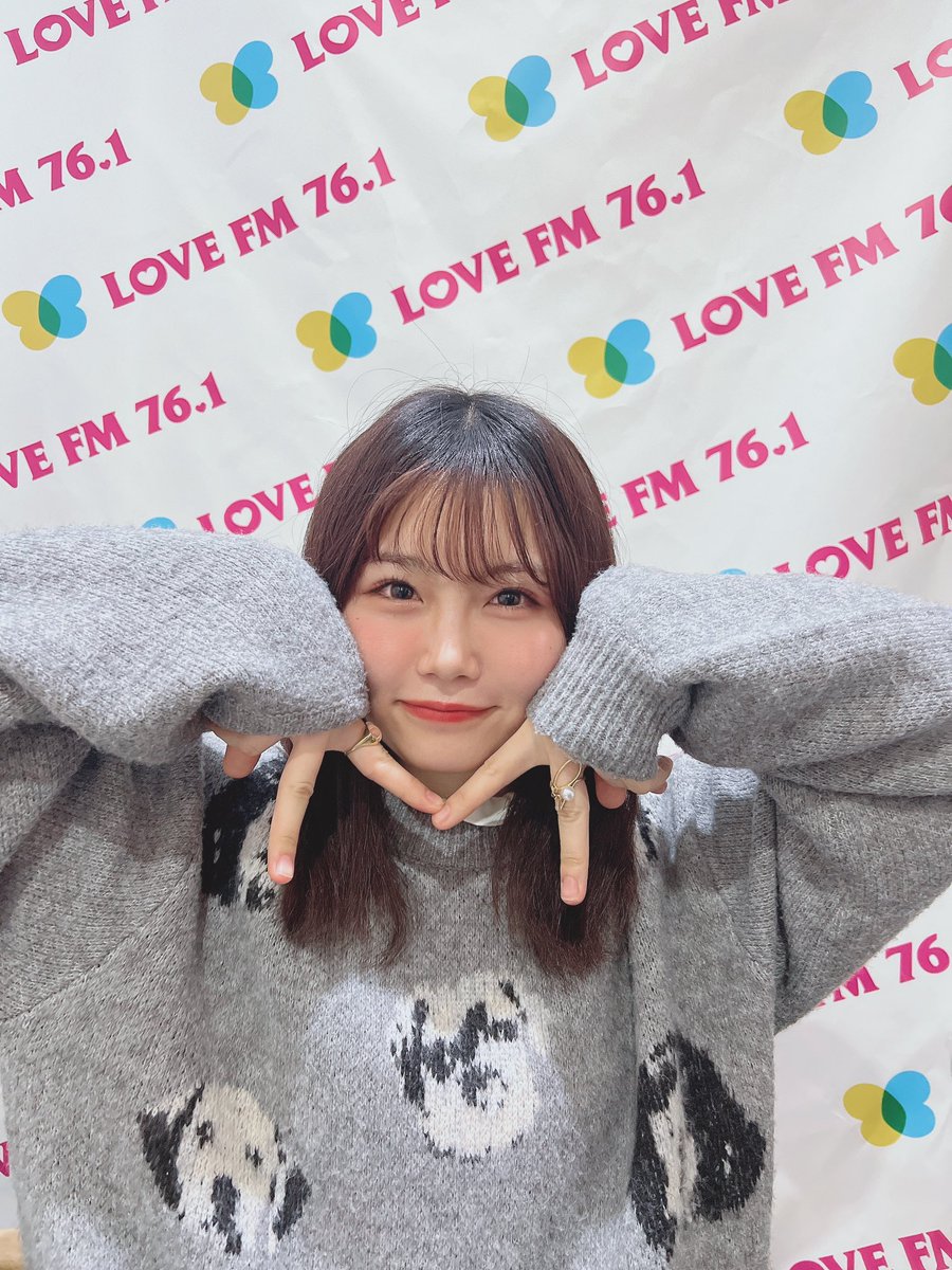 hkt48_official_'s tweet photo. LOVEFM『music x serendipity』

この後16:30頃～ 『NEW DISCOVERY』
に秋吉優花が生出演します！！

LOVE FM パークサイドスタジオにて公開生放送です♪♪

#761musics
#lovefm
#HKT48
#秋吉優花 https://t.co/7LgPsGOm0I