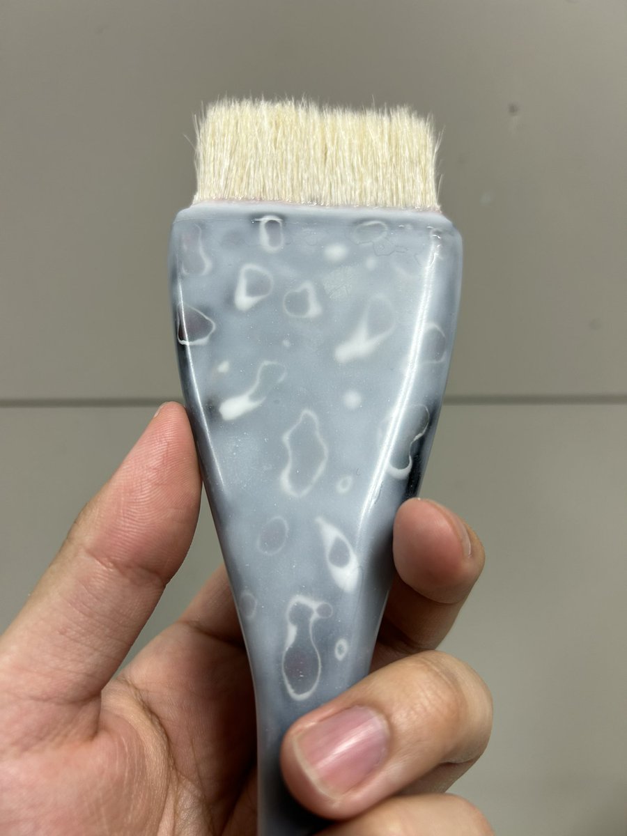 srmsll's tweet photo. 正月三が日をかけた集大成
毛は安物だからあんま使えないけど https://t.co/AR0DWAUzg7