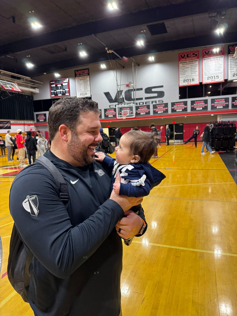 _vanessat8's tweet photo. the only thing my twitter consists of now a days is @HeritageBBall &amp; my guys @pwtait 👊🏼🤍. 
All smiles after today’s big win. https://t.co/EMKRkHEW3h