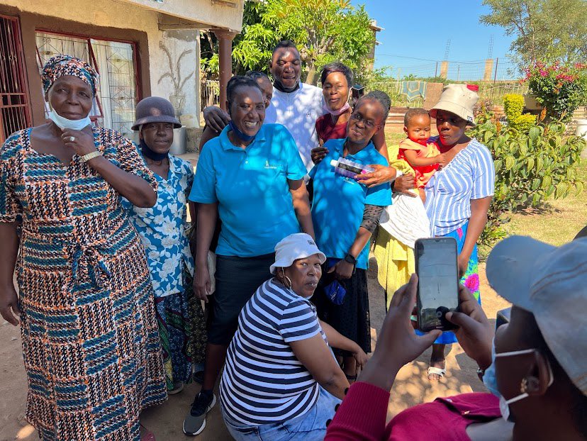 PhakamaniOrg's tweet photo. Surround yourself with a squad that elevates, empowers, and embraces! Here's to these incredible women - the epitome of #SquadGoals Standing strong together in support of a common goal to lift each other up and out of poverty. https://t.co/ZPq6qJoalt