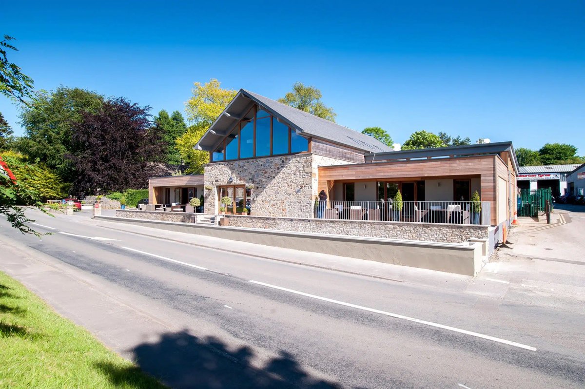 FoodDrinkDevon's tweet photo. It’s #TryJanuary | Learn a new skill with Ashburton Cookery School. 

With over 40 courses to choose from, @AshburtonCS has something to suit every taste, designed to suit beginners as well as advanced home cooks 

Find out more here:
https://t.co/QyKfzEKqYj https://t.co/yxRUqVvEYM