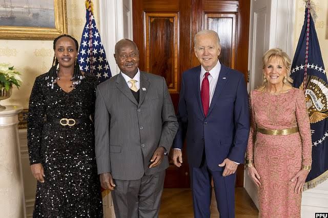 uga_one's tweet photo. "You're wasting your time" Says Museveni to US President Biden.
According to Museveni the unity among Ugandans is enough to withstand such economic pressures.
#AfterStories https://t.co/HPPVyJ6qtk