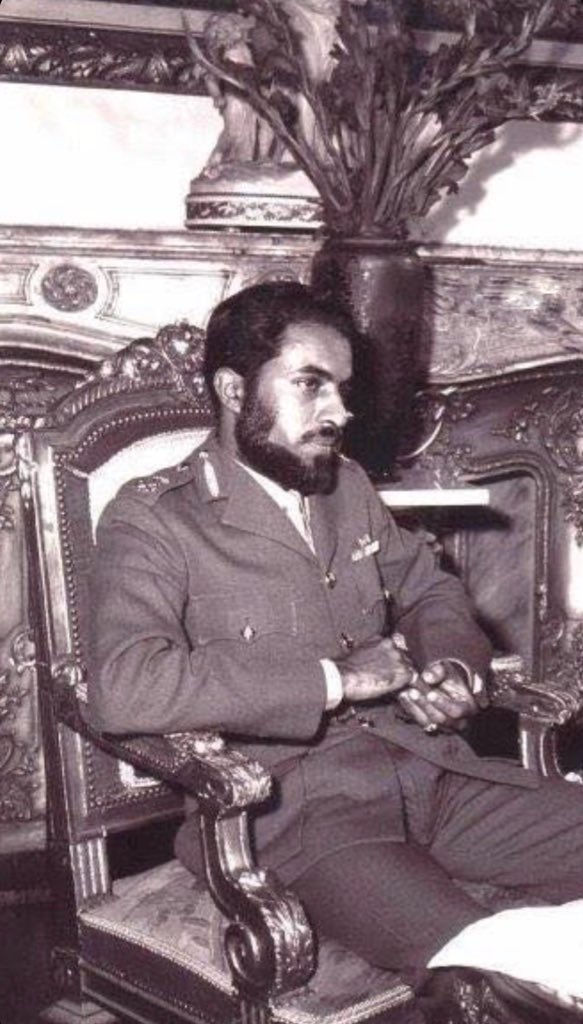 فَ🕯️ tweet media