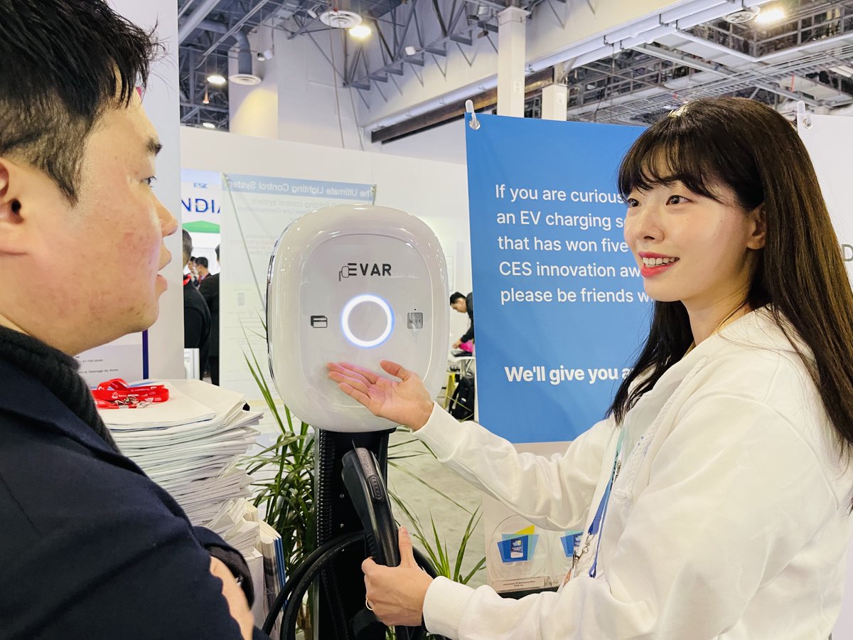 EvarPress's tweet photo. All preparations are complete. It's just the beginning. Don't miss EVAR in the Seongnam Pavilion in Hall D 55347 on the second floor of the Venetian Expo. EVAR looks forward to meeting you.  #CES #CES2024 #EVAR #EV #seongnam #EVCHARGER https://t.co/2zMTBdm4qL