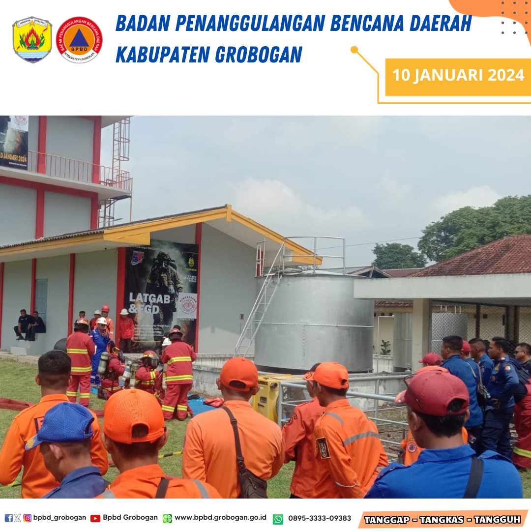 Ibu Kepala Pelaksana menghadiri acara Latihan Gabungan, Focus Group Discussion (FGD) dan Fire Fighter Combat Chalange bagi Petugas Pemadam Kebakaran dan Tim Tanggap Darurat..
Kasi Kedaruratan serta beberapa anggota TRC mengikuti kegiatan tersebut bertempat di PPSDM Migas Cepu.