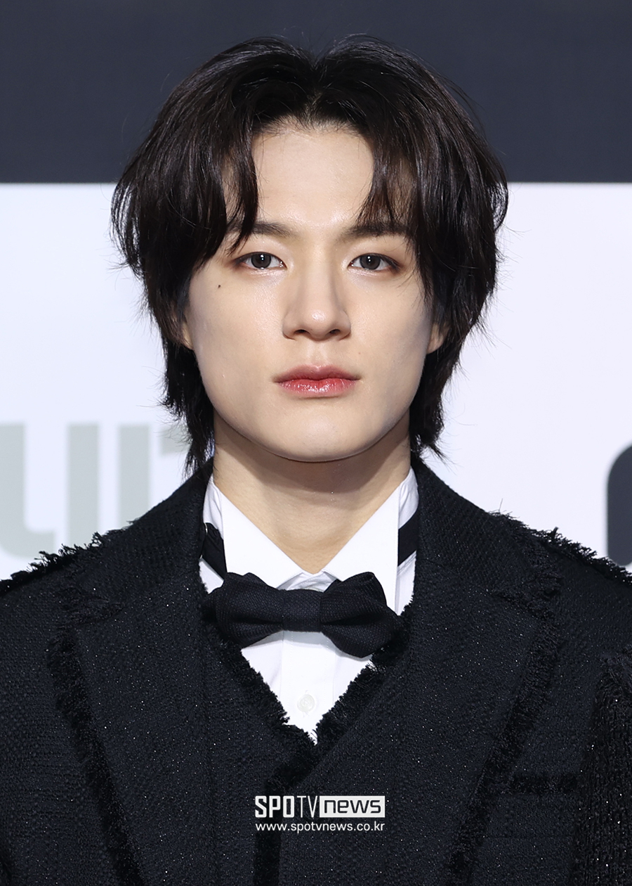 GDdzkMpa4AAXb-S?format=jpg&name=large