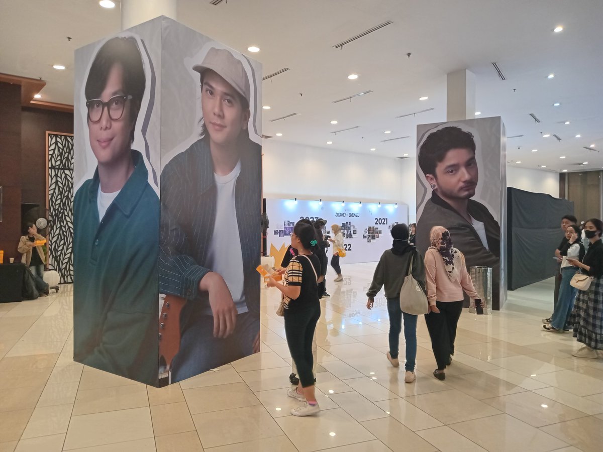 moviegoersID's tweet photo. Gila nih Sinemaku!
SINEMAKU DAY 2024
#SinemakuDay
#HereComestheFun https://t.co/Rfqaj3YrnJ