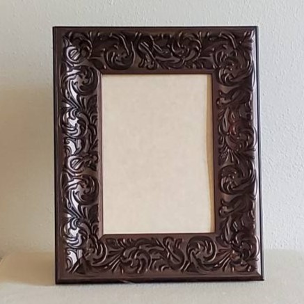 GrannyTreasures's tweet image. webstore.com/item/Wide-Orna… #vintageframe