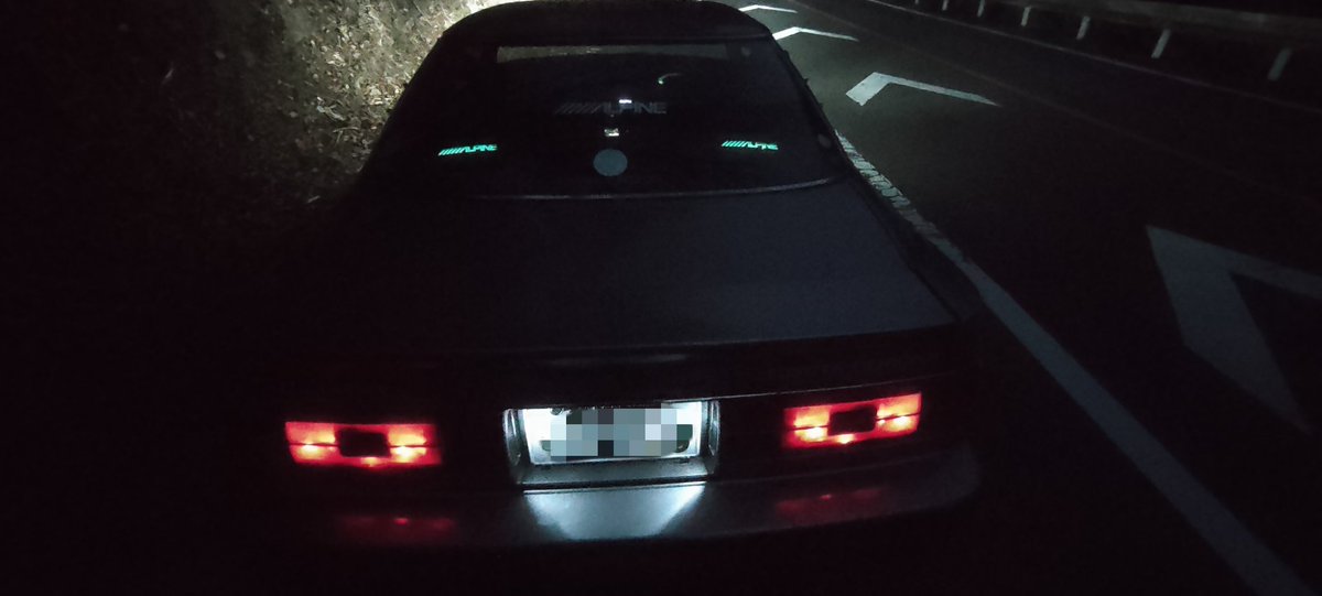 ihcapnig's tweet photo. 年が明けて
クーペさん
久々に運転したら
どこそこからの
きしみ音
ビビリ音
が耳につく
大丈夫かな…
走ってる途中で
分解しないよな…
オーディオの音で
ごまかしたが
不安は、消えない…
#光るスピーカー
#きしみ音
#ビビリ音
#オーディオ
#コロナクーペ
#ST162
#アルパイン
#昭和63年
#1988年 https://t.co/xz3N5c83rz