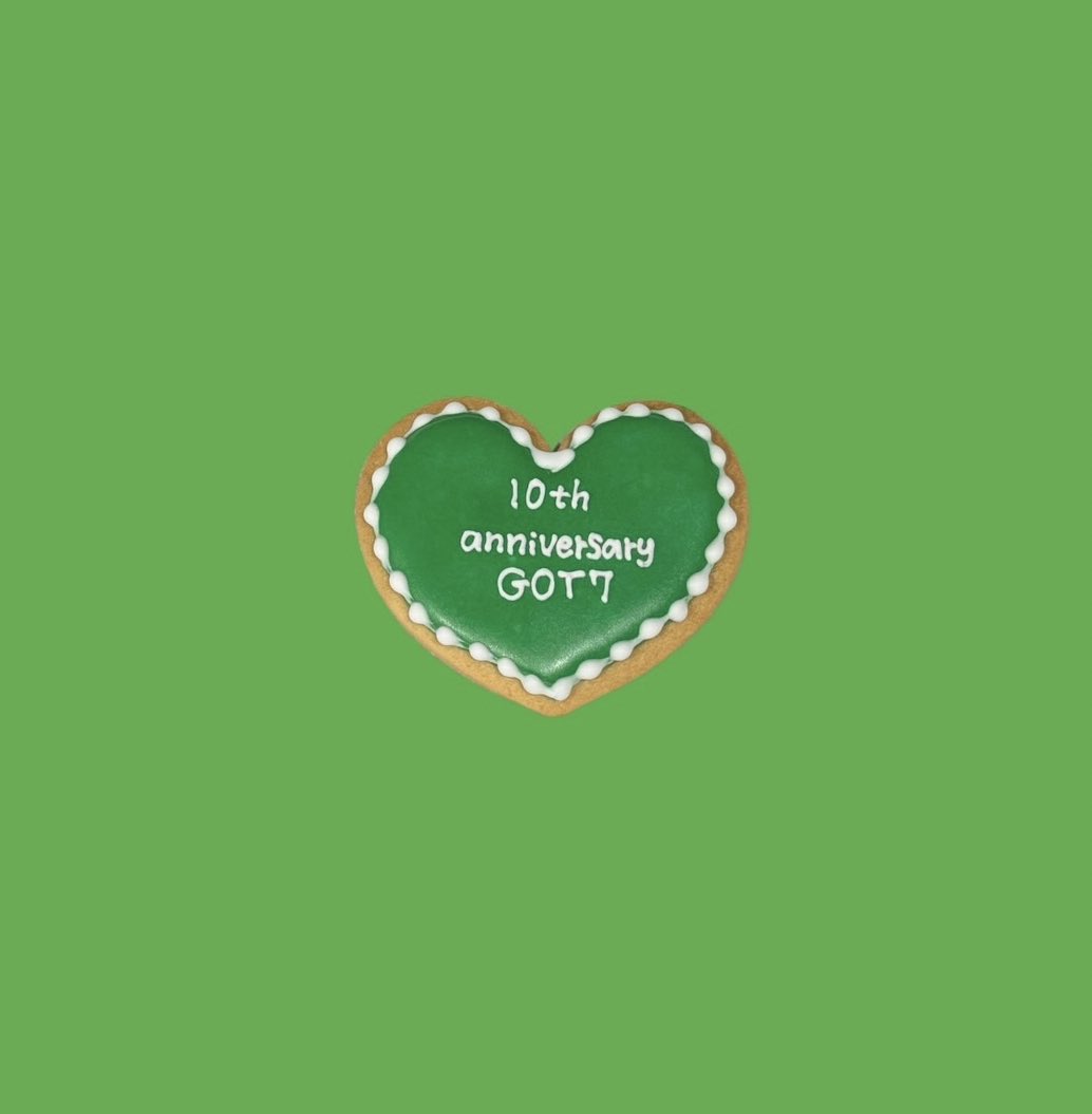 yolumlovesyou's tweet photo. #GOT7 さんデビュー10周年記念💚𝐆𝐎𝐓𝟕 𝟏𝟎𝐭𝐡 𝐀𝐧𝐧𝐢𝐯𝐞𝐫𝐬𝐚𝐫𝐲💚✨ @KING852GUY 様
1/14〜16
💚カップ＋フォトカード2枚
＋ステッカー
💚日替り先着特典あり（リプをご覧ください）
💚GOT7お名前クッキー
写真は明日公開いたします
💚ケーキ
💚アイシングクッキー
#갓세븐 #JAYB  #MarkTuan #JacksonWang #진영 #영재 #BAMBAM #유겸 #GOT7_10th_anniversary
#갓세븐과아가새_함께한_10년