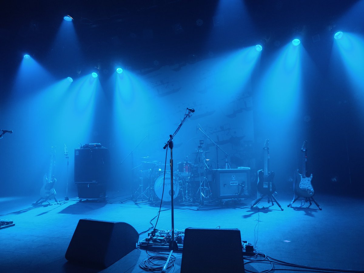 k_y_0430's tweet photo. TRUST RECORDS presents.
ROCK IN WINTER 2024

聴いたことないバンドばっかで楽しかった…最高… 

 #rockinwinter2024 https://t.co/Mfhp62encE