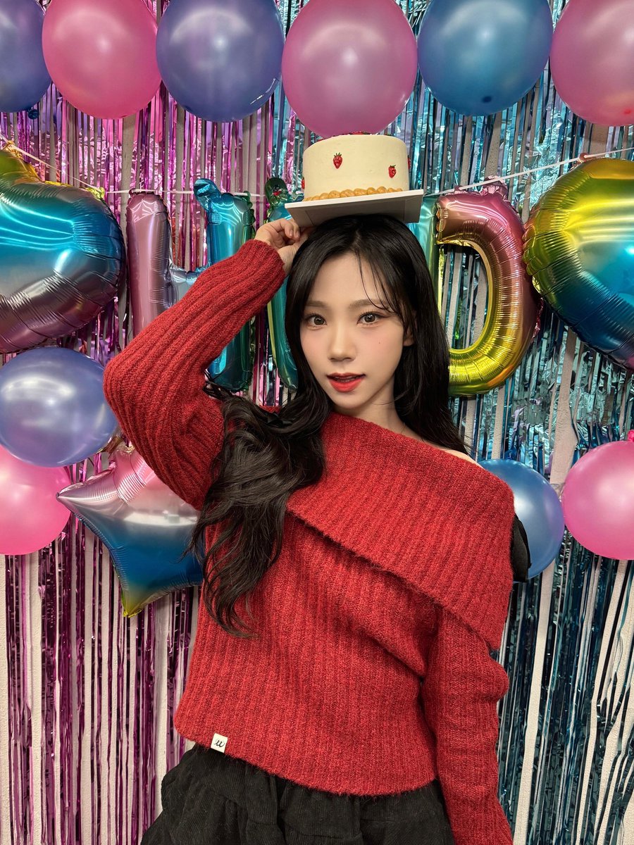 [📷]
여름이의 생일을 축하해 주셔서 감사합니다💖

#여름 #YEOREUM 
#우주소녀 #WJSN
#HAPPY_YEORUEM_DAY  
#여름은_겨울이었다