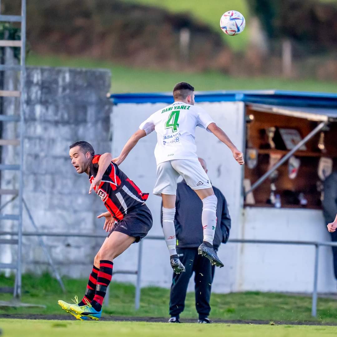 👍O Filial segue adiante na Copa tras impoñerse por 1-2 á UD Folgueiro, con doblete de Samu.

🟰Ademais, o Xuvenil A igualou a un tanto na volta á competición ante o Imperátor, nun encontro no que Carlos foi o autor do gol.

#OrgulloRCV❤️💚