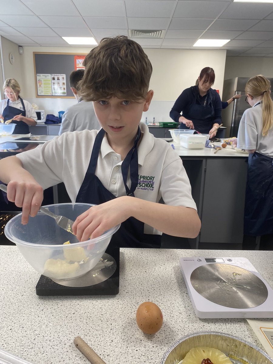 Amy Richardson (@mrsrichardsondt) on Twitter photo Great practical lesson making pineapple upside down cake 😋 good work year 8! <a href="/miss_rees4/">Miss Rees</a> <a href="/MrClayDT_PCSA/">David Clay</a> <a href="/Priorycsa/">Priory Community School - an Academy</a> <a href="/MissTDelaney/">MissDelaney</a> Great practical lesson making pineapple upside down cake 😋 good work year 8! <a href="/miss_rees4/">Miss Rees</a> <a href="/MrClayDT_PCSA/">David Clay</a> <a href="/Priorycsa/">Priory Community School - an Academy</a> <a href="/MissTDelaney/">MissDelaney</a>
