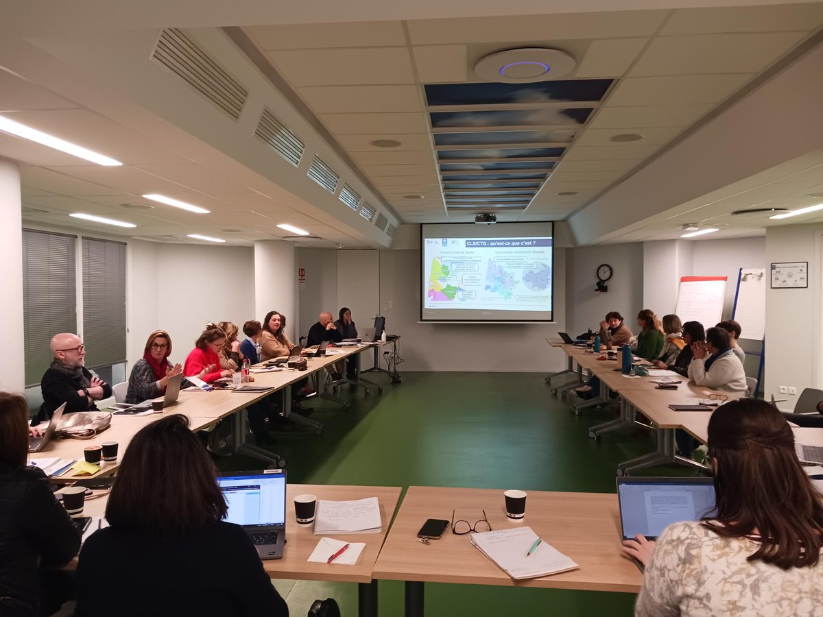 ARS_NA_Gironde (@ars_na_dd33) on Twitter photo 📆Rencontre entre les agents <a href="/ARS_NA_DD33/">ARS_NA_Gironde</a> et la CAF 33 pour renforcer partenariat et action en #Gironde, au sein des #CLS et des conventions territoriales globales, sur les très nombreux enjeux d’intérêt partagé : petite enfance, enfance, jeunesse, parentalité, handicap… 👏 📆Rencontre entre les agents <a href="/ARS_NA_DD33/">ARS_NA_Gironde</a> et la CAF 33 pour renforcer partenariat et action en #Gironde, au sein des #CLS et des conventions territoriales globales, sur les très nombreux enjeux d’intérêt partagé : petite enfance, enfance, jeunesse, parentalité, handicap… 👏