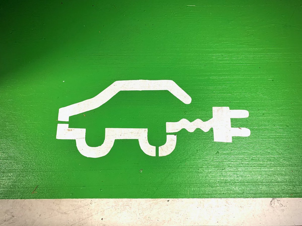 JChrisCollins's tweet photo. Great to see my #SchneiderElectric colleague Darren Kinsella feature in @BusinessPlusMag for his thoughts on how Ireland can deploy a nationwide network of reliable #EV charging points https://t.co/mG1a4oIfS3 https://t.co/KFdP9TXDpV