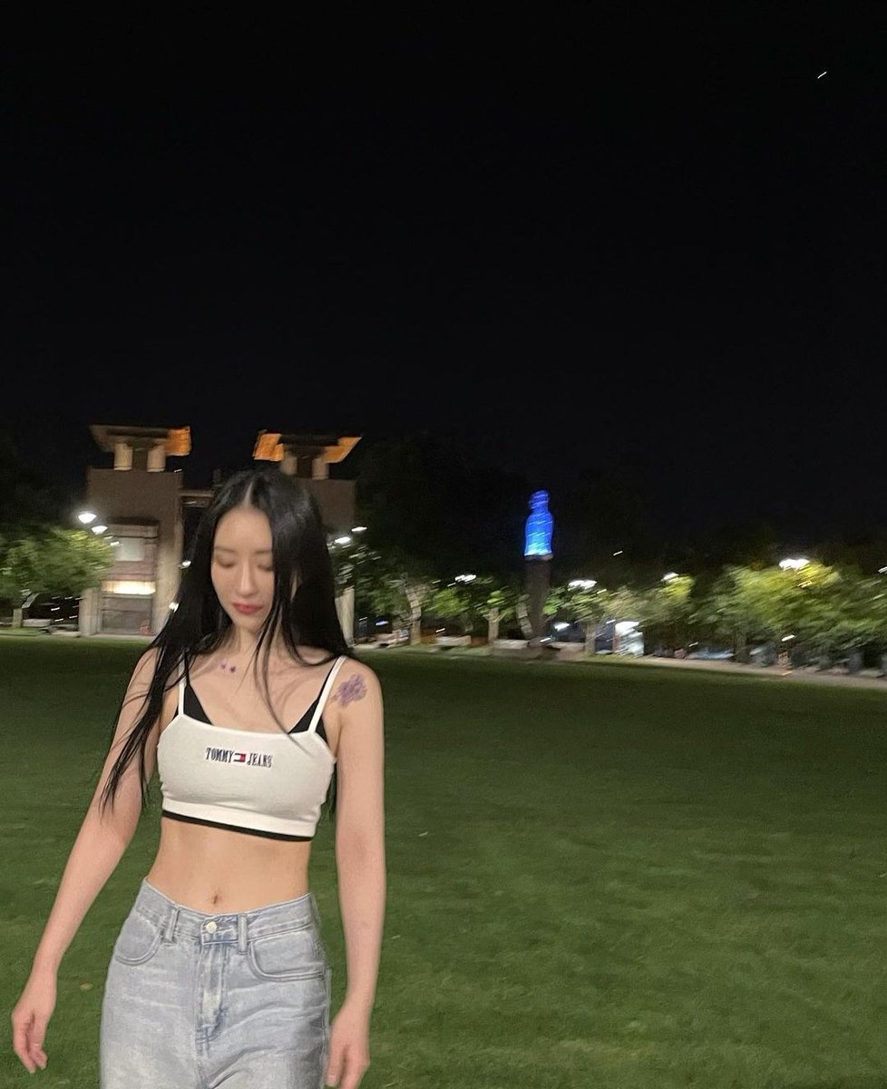 ATTENTION PLEASE. I NOW PRESENT TO YOU; SUABS (Sua abs; a thread)