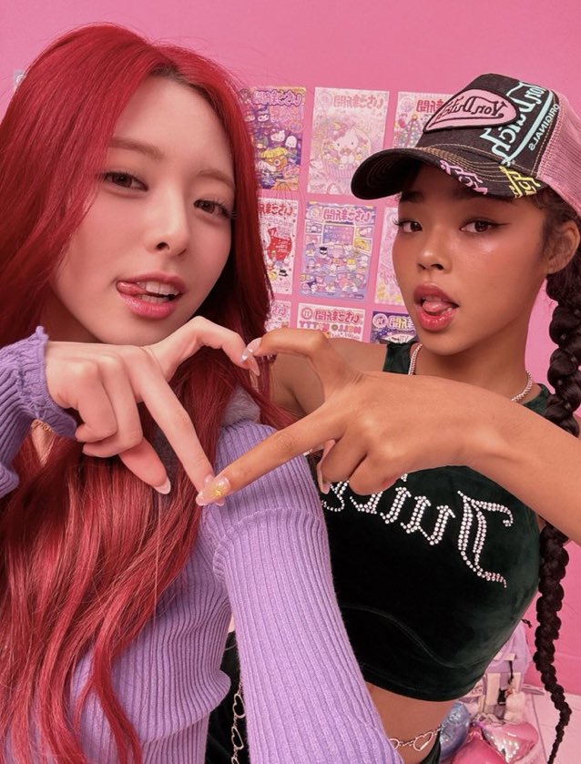 127vens's tweet image. this it girl duo