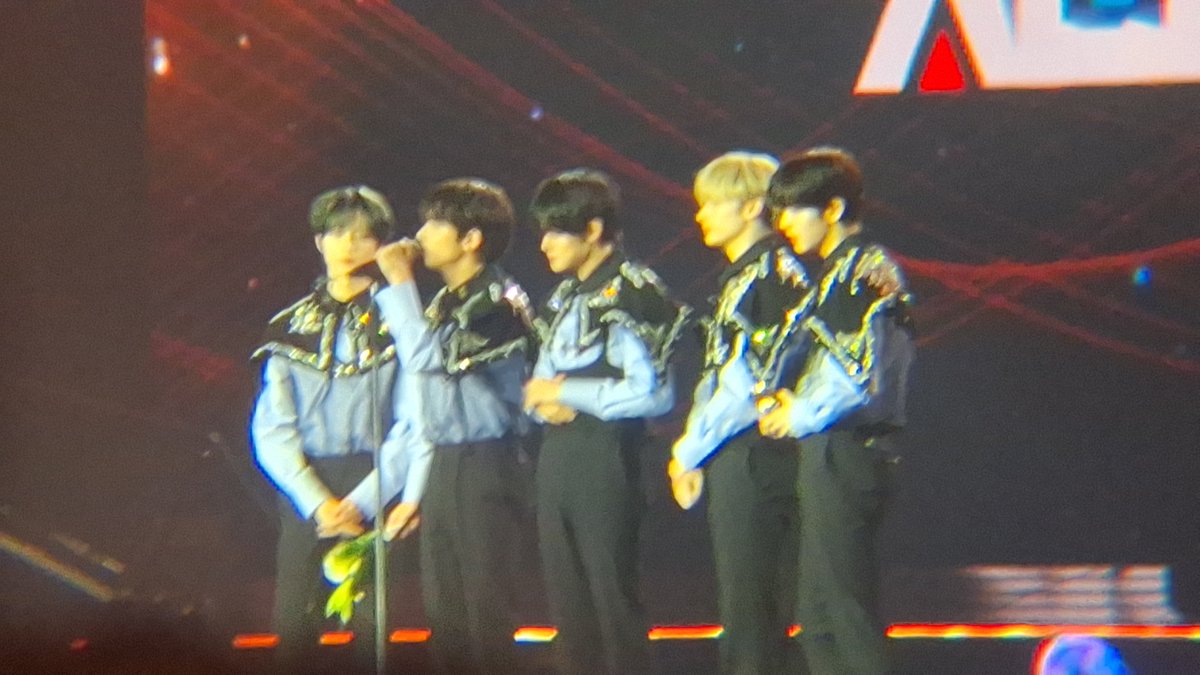 rengkkyu's tweet image. 240110 써클차트 뮤직어워즈

올해의 앨범상 투바투 수상

#CIRCLECHART #써클차트 #써클차트뮤직어워즈2023
#TXT #투모로우바이투게더 
#TOMORROW_X_TOGETHER
#투바투