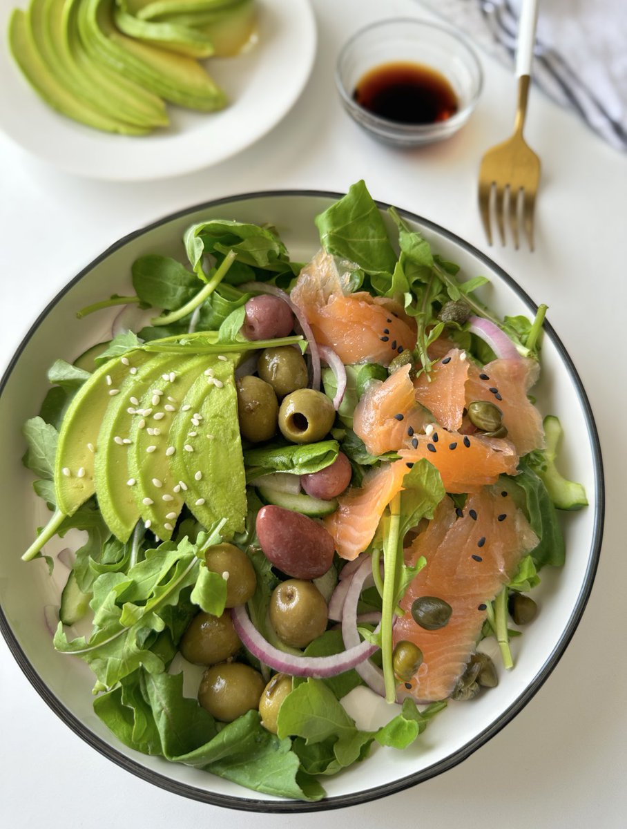 _theeats's tweet photo. Starting off the year with light greens 🥬🥗
Extra avo is always a must 😍😋🫠
@_theeats https://t.co/4CEzvqKekH