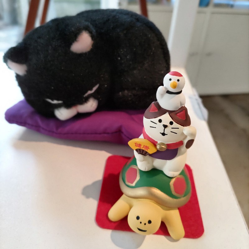 neko15017's tweet photo. 今週末13日（土）たまでんカフェ山下さんにて営業予定です😺豪徳寺 https://t.co/A94xv4M8Ic