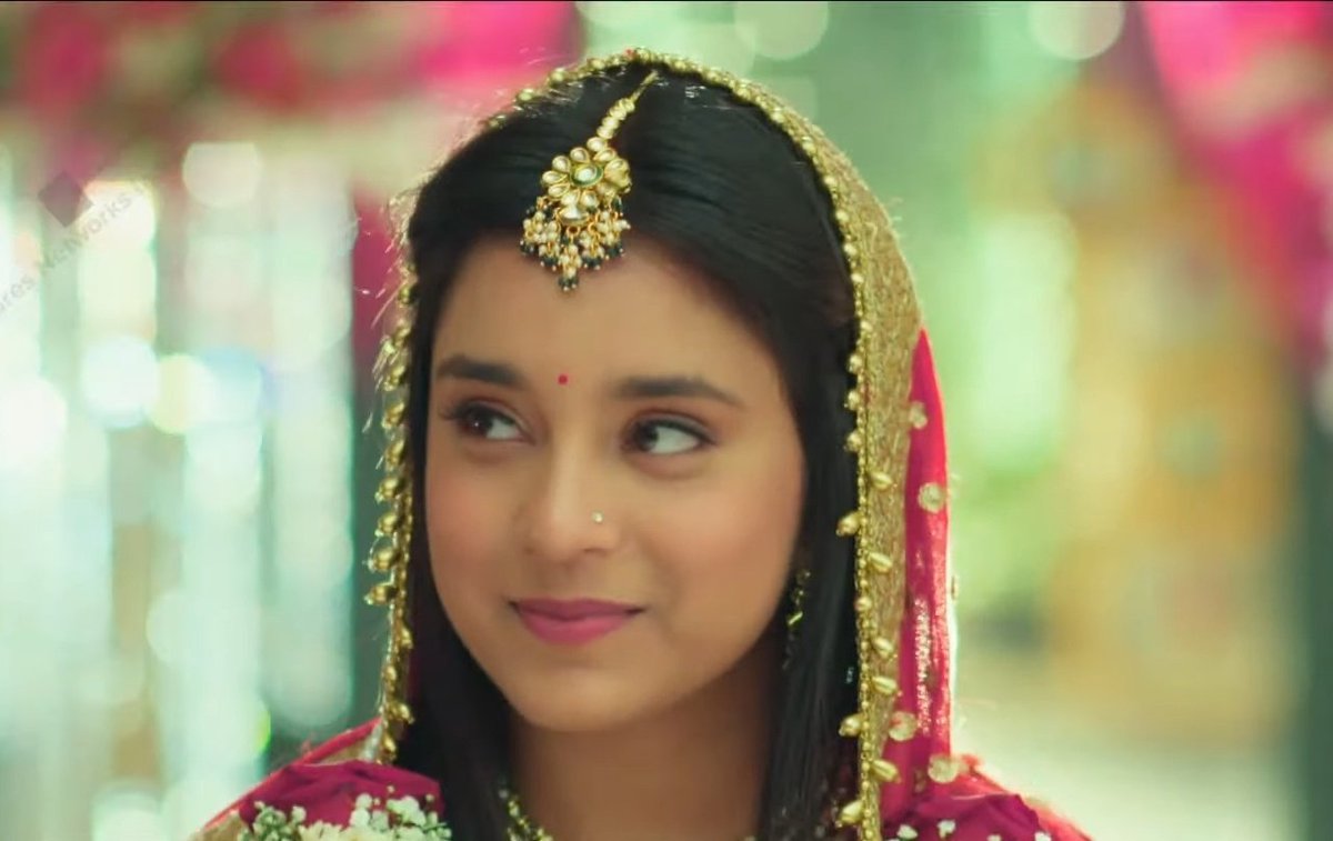 _reginaphalenge's tweet photo. There is a wedding promo and the ckt played by Sumbul is smiling 😭😭😭😭😭😭😭😭😭😭😭😭😭😭

Bhai yeh toh Gazab ho gaya 😭😭

Only we know how we have craved for this.. Warna har baar ladki shaadi promo main royi hain 🥹 https://t.co/mMvcwnBmre