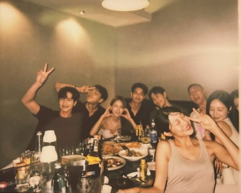 sunnyhyeseon's tweet photo. Best cast, best drama, best comedy, best friendship, casts visuals are topped tier, women this season are*chefs kiss* and then there's Gwanhee. BEST SEASON INDEED🫡
(S2 was my favorite season but s3 did it for me)
#SinglesInferno3 https://t.co/fAKNdcJk3e