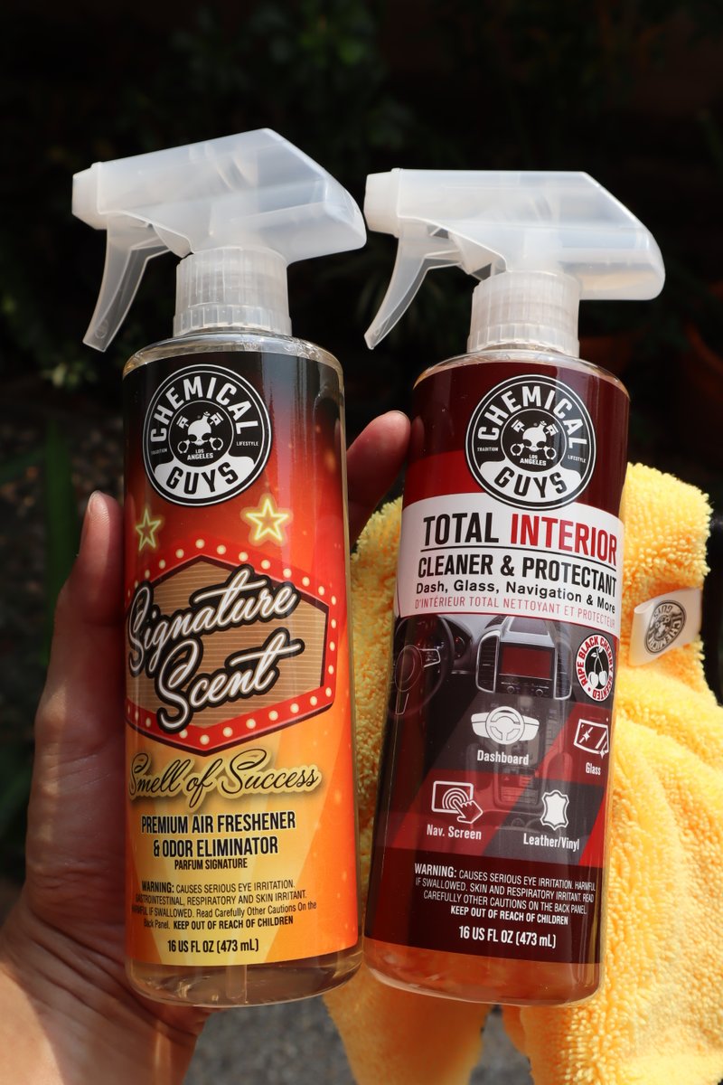 chemical guys - signature scent air freshener &amp; total interior (black cherry scent)