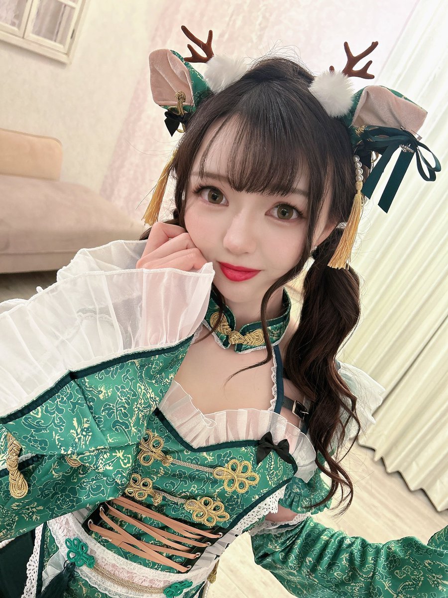 Rainbow_michiru's tweet image. ヘブン様で
撮影してもらいました🐉💚

 #シティーヘブン
 #代官山メロンSP