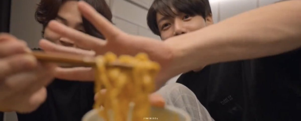 jikookheart's tweet photo. LOOK AT JIKOOK BEING ALL CUTE 😭 https://t.co/J1cudppY4f