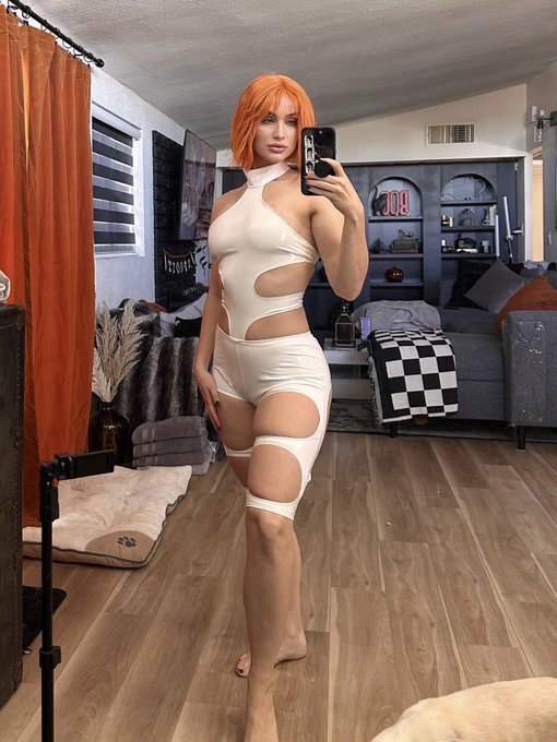 Where&rsquo;s my Korben Dallas?! 😩 https://t.co/6UYC31NSKb