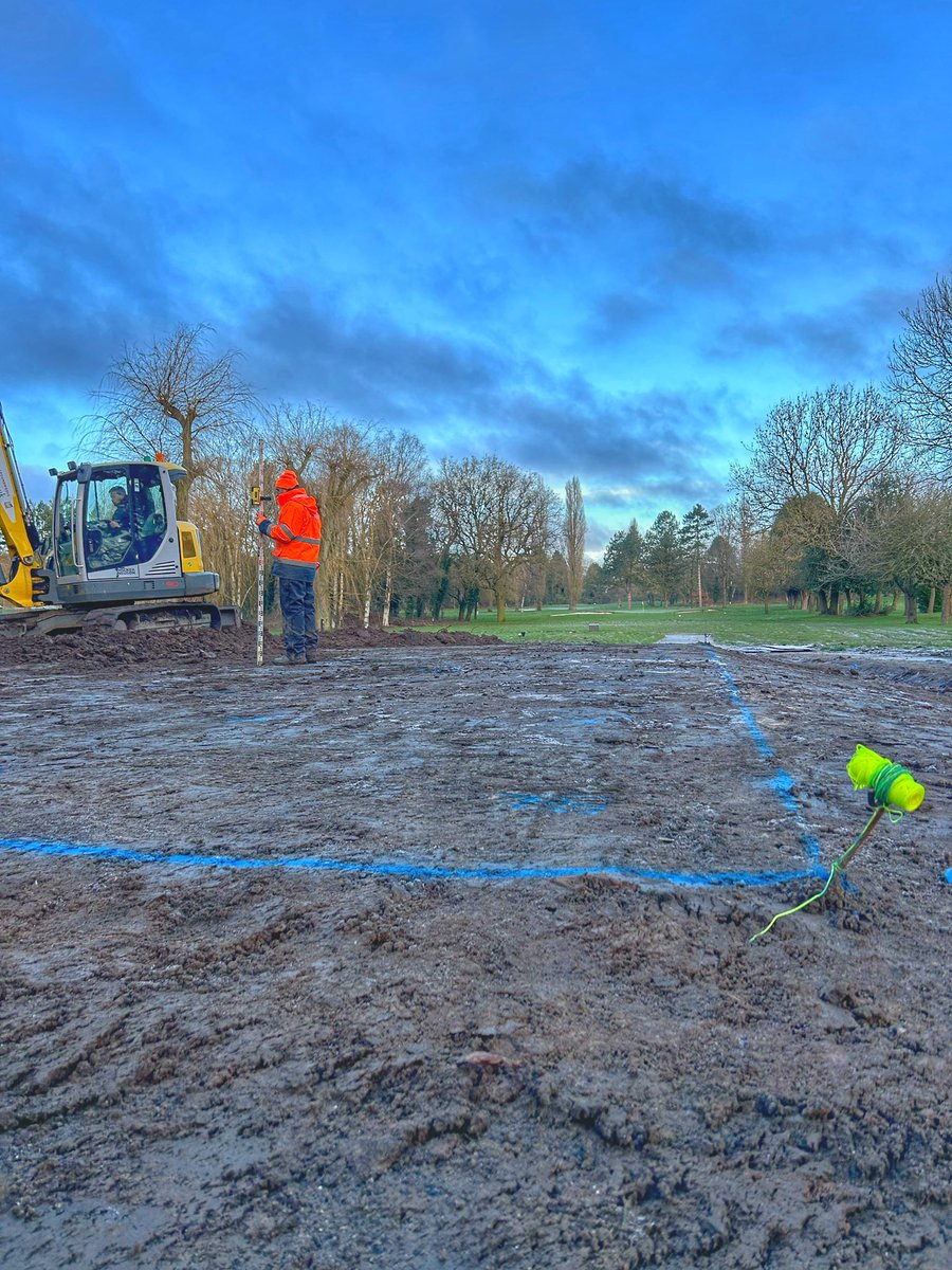 MGTurf's tweet image. Sub-Base starting to take shape @KirbyMuxloeGolf new tee incoming on 12th big thanks to the @PQuinnConLtd boys keeping this on time despite shocking weather to start. 👊
