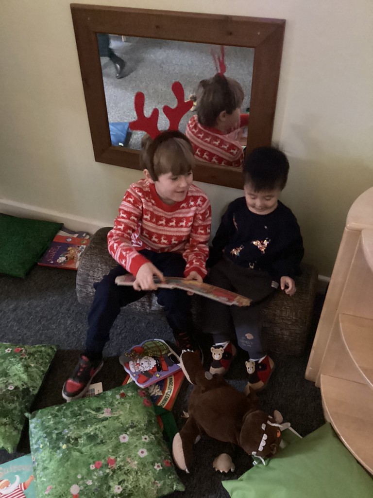 HeadAtTheElms's tweet photo. Children in Y4 loved spending time with their ‘Buddy Class’ in Pre-School. The older children crafted, played and read stories with their younger peers as both sets of children enjoyed the fantastic opportunity to ‘link-up’. #Gofurther https://t.co/QBGIwZ3VON
