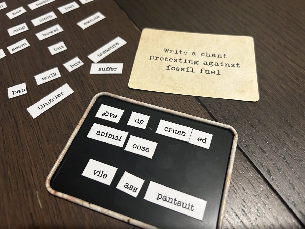 Forgot to say! We played Ransom Notes by @bigpotatogames which was super fun! The prompts were really neat too and we had super funny conversations.