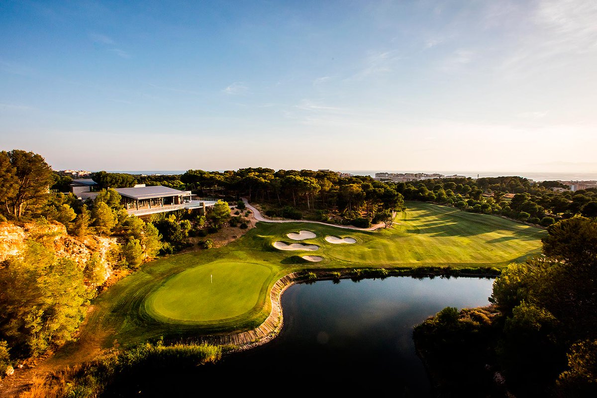 @infinitumresort is the perfect destination for a winter golf trip 🇪🇸