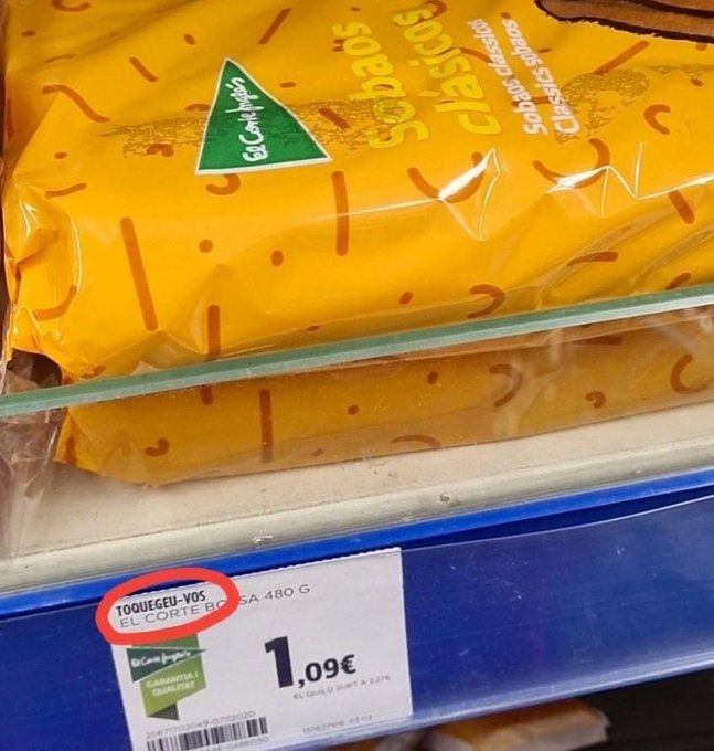 El mític mànec tropical té un bon company.
Toquegeu-vos, que el món s'acaba.