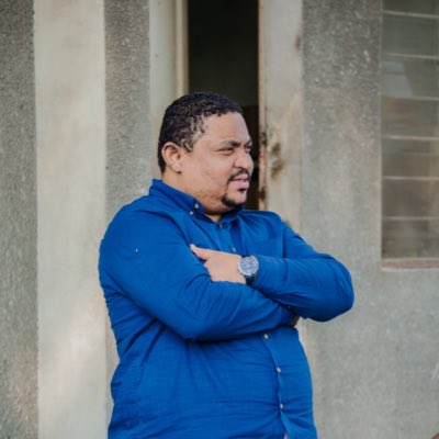 AnzaSerge's tweet photo. #NouvellePhotoDeProfil https://t.co/7ITcTns1DP