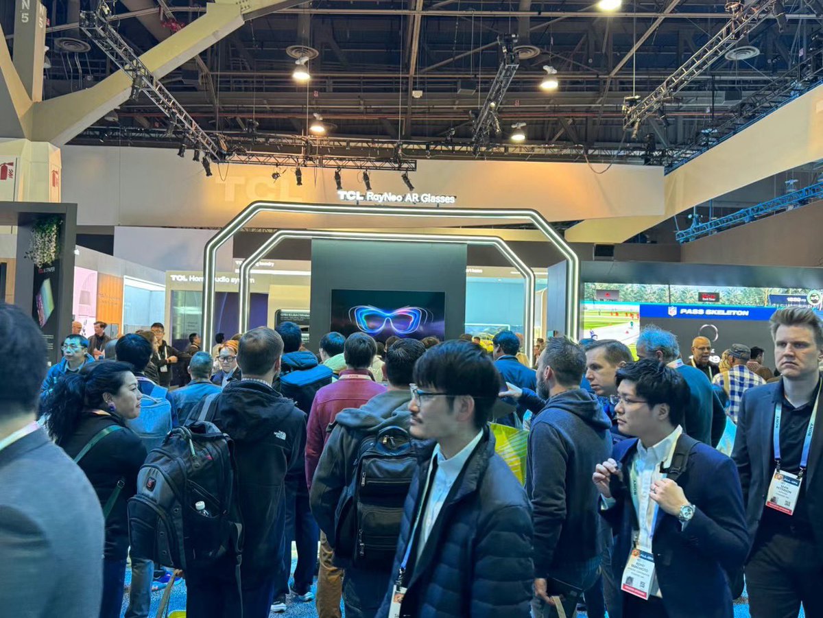 #CES2024 
CES展日会の初日、弊社ブースは相変わらず混んでいます😅

📍LVCC Central Hall #18708 RayNeo Sector.
📅 Jan 9 - 12, 2024

#RayNeo #AR #XR #Smartglasses #technology #CES2024