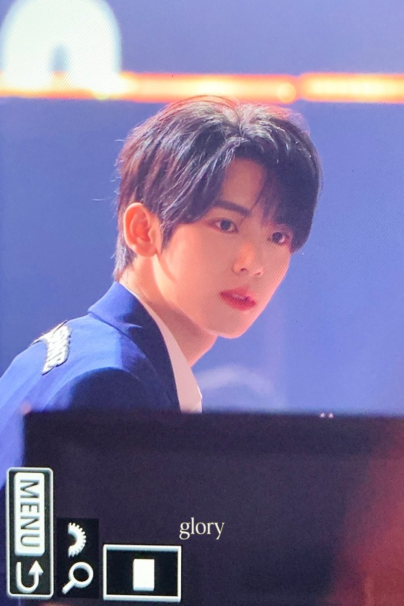 glory070320's tweet photo. 240110 ☺️😗😙😚🥰😍😘💜💛💙🧡💗💖🖤💓😻💞💝💘💟😽🏩🫶🩶🩷🤍🤎💕❤️💒🩵❤️‍🔥❤️‍🩹

#한유진 #HANYUJIN #ハンユジン 
#ZEROBASEONE #ZB1
#제로베이스원 #제베원 https://t.co/Gtm0QbiEgN
