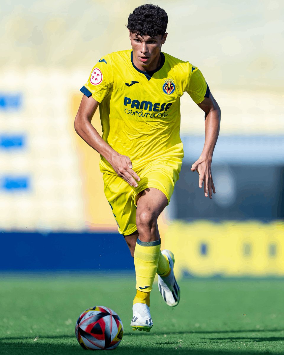 ¡Dani Budesca ha sido convocado con la <a href="/SEFutbol/">Selección Española Masculina de Fútbol</a> Sub-18 🇪🇸!

ℹ️ Disputará un amistoso ante la Selección de Italia el 17 de enero en Las Rozas
