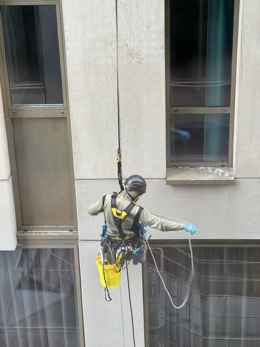 Andy Carter tweet media