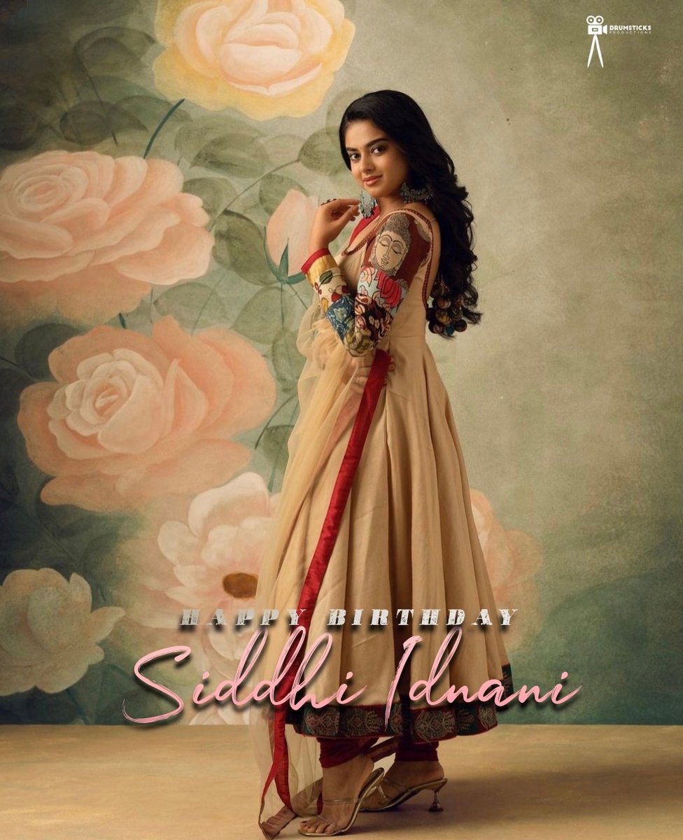 Happy birthday @SiddhiIdnani! May your day be filled with joy, and wonderful surprises! Wishing you a success and career. #HBDSiddhiIdnani