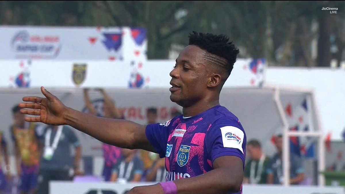 Aneesh_98's tweet photo. Full Time 🚨
KBFC 3 - 1 SLFC

#KalingaSuperCup campaign start
with 3 goals and 3 points! 👌⚽

Peprah and Aimen ⚽

#KBFCSLFC #KBFC #KeralaBlasters #IndianFootball  
#KalingaSuperCup https://t.co/TpDssgpnIu