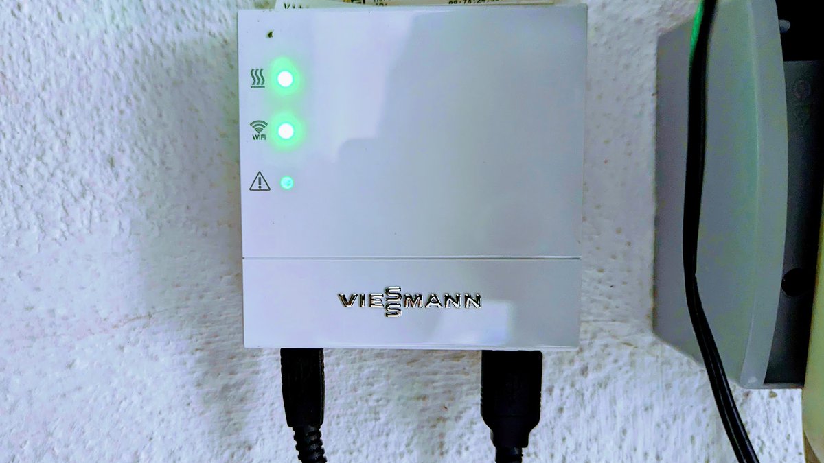 fricklr_com's tweet photo. Ich braucht nicht zu euerer Heizung rennen! Die Viessmann ViCare-Anbindung ist seit gestern Morgen für alle ausgefallen und es ist noch keine Lösung in Sicht.

https://t.co/QrSHshNfhr

 #viessmann https://t.co/MakyfzMGiS