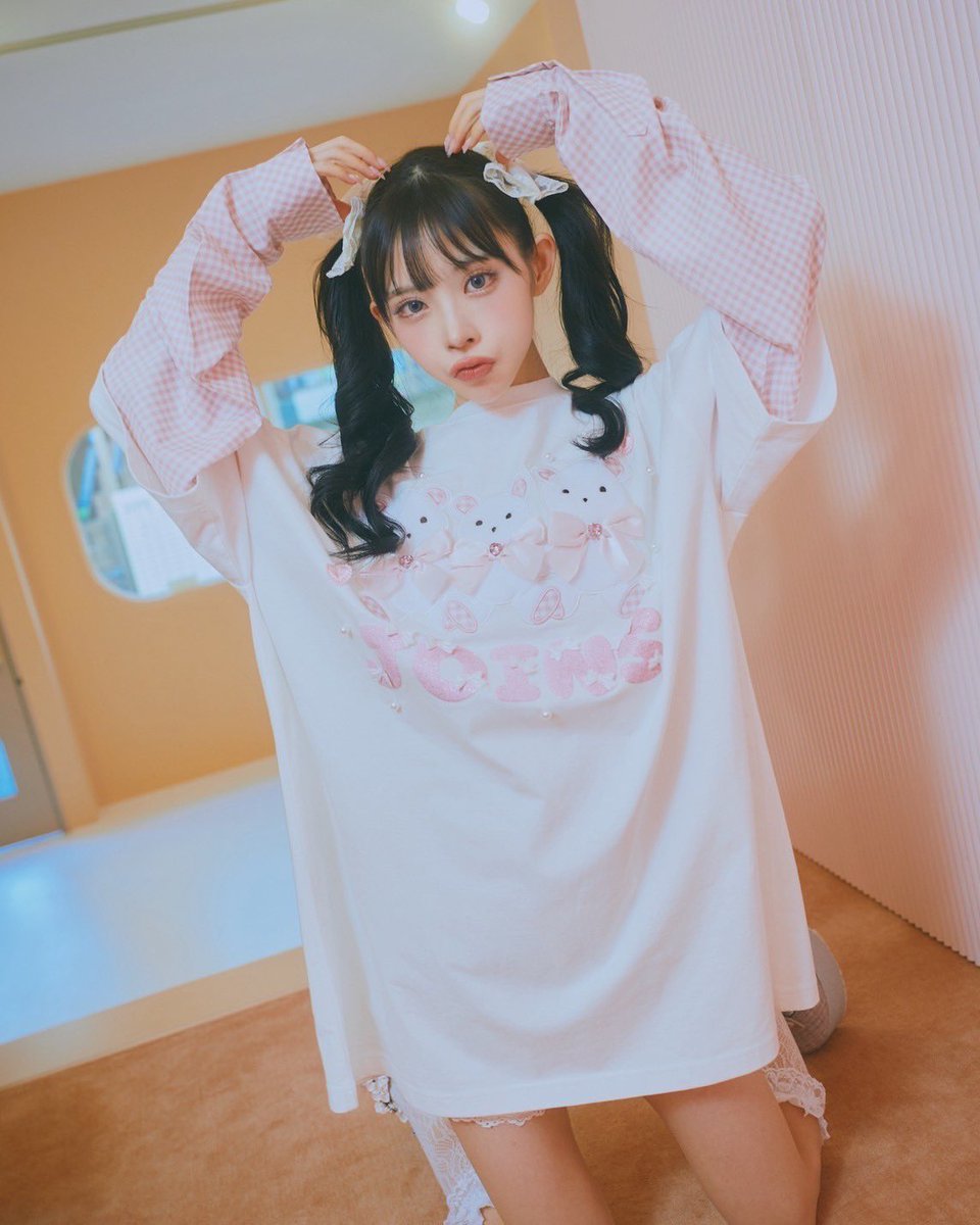 【press】

♡Ank Rouge 2024 SS collection vol.1♡
【ruffle♡ribbon】

公式通販サイトAilandにて公開🎀
https://t.co/ed68VC6AH2

model▶︎ 緩苺ちゃん
＠1004yrm_ 

#緩苺 ちゃん
#ankrouge https://t.co/joJ0U2QBsr