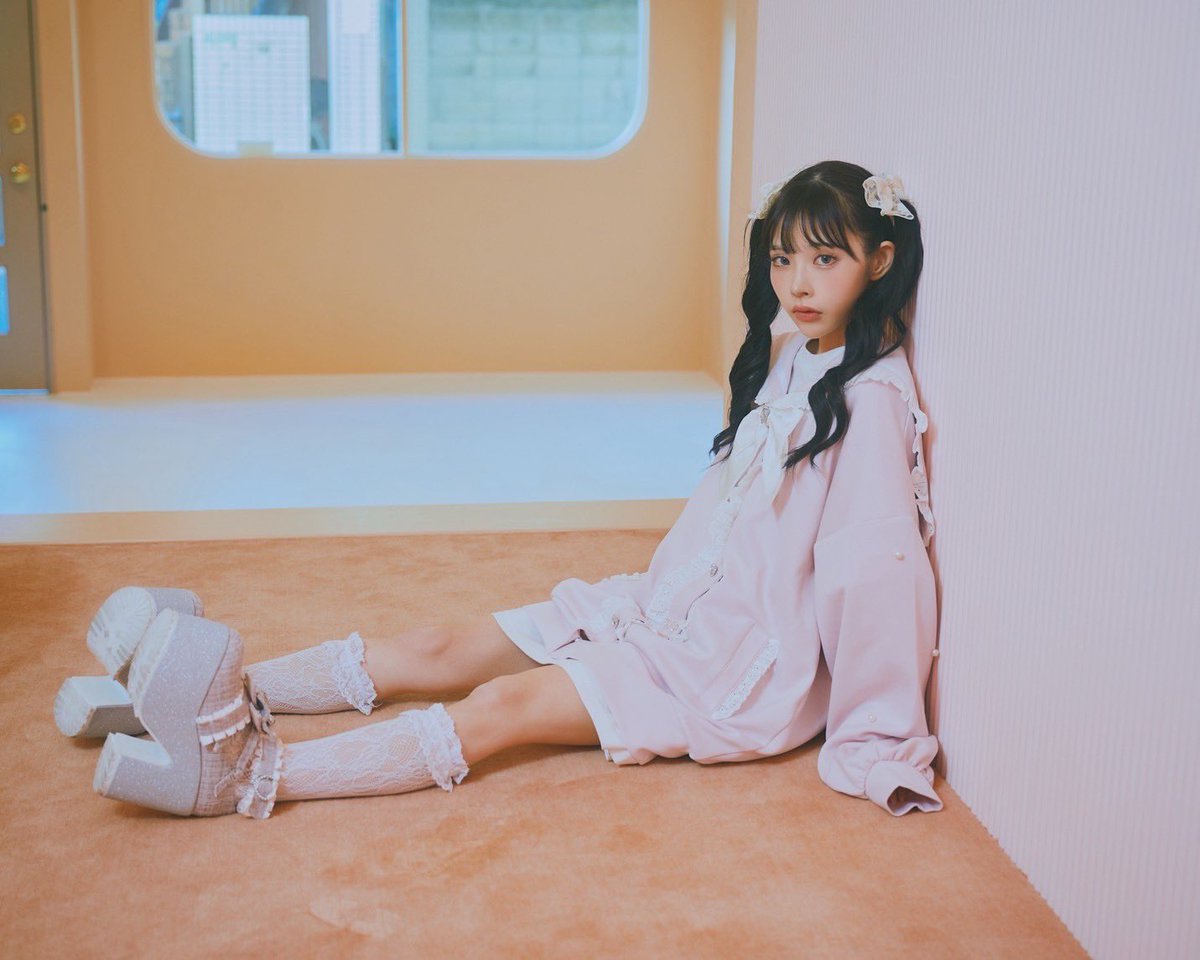 【press】

♡Ank Rouge 2024 SS collection vol.1♡
【ruffle♡ribbon】

公式通販サイトAilandにて公開🎀
https://t.co/ed68VC6AH2

model▶︎ 緩苺ちゃん
＠1004yrm_ 

#緩苺 ちゃん
#ankrouge https://t.co/joJ0U2QBsr