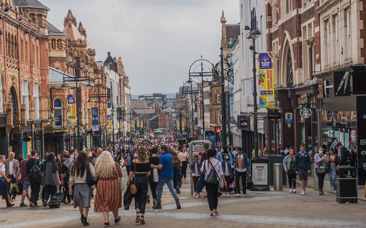 A new report from @PlaceManagement shows High Street revival in 2024 too big a job for local authorities on their own mmu.ac.uk/news-and-event…