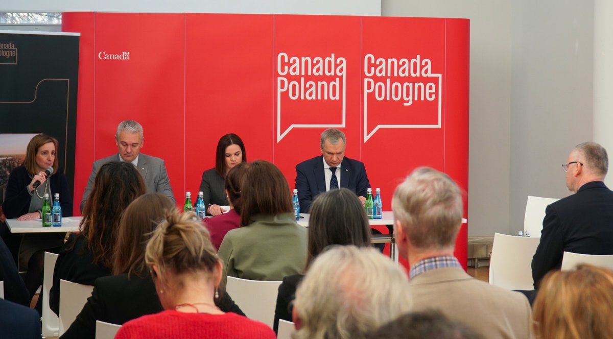 CanadaPoland's tweet photo. The Embassy of Canada to Poland was honoured to host Belarusian opposition leader @tsihanouskaya, who briefed Warsaw’s diplomatic corps on Belarusian democratic forces’ plans for 2024. Canada will continue to support civil society &amp; advance democracy in Belarus. https://t.co/WpIOqTaHoW