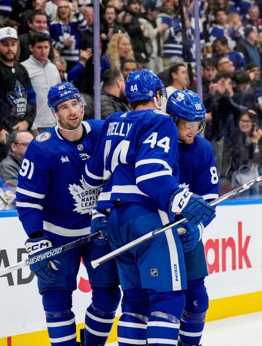 #NHLAllStarVote  Morgan Rielly
#NHLAllStarVote John Tavares
#NHLAllStarVote William Nylander

➡️ allstarfanvote.nhl.com/?role=skater&f…